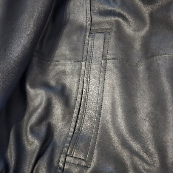 Leather Jacket - Picture 5 of 7